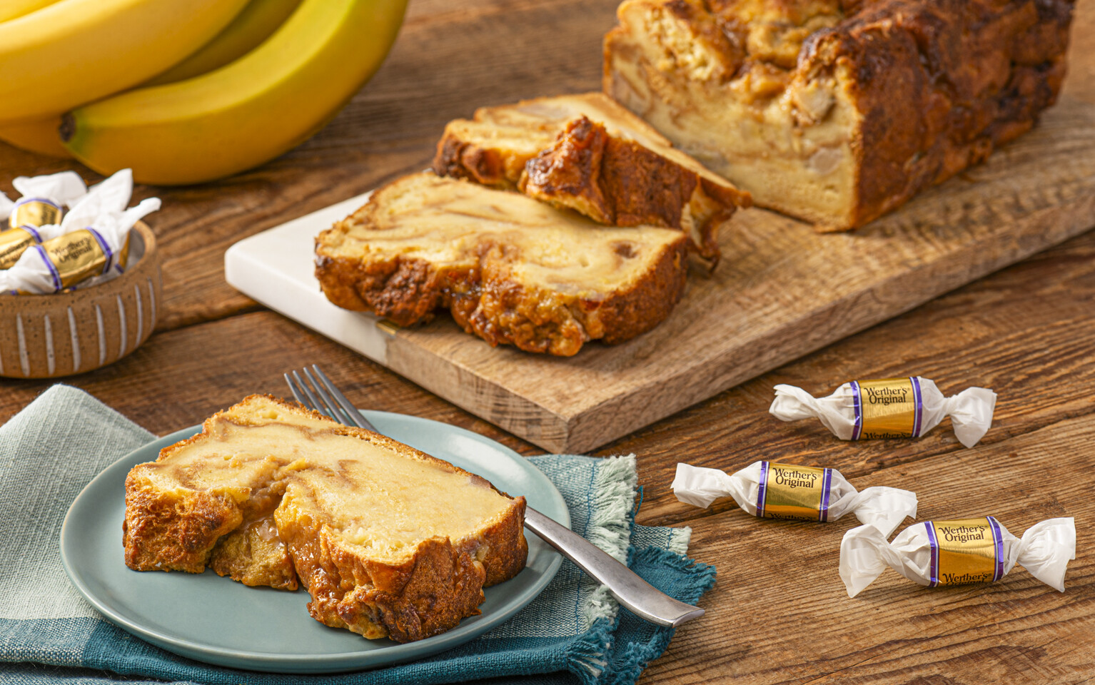 Pouding de pain perdu aux bananes et au caramel